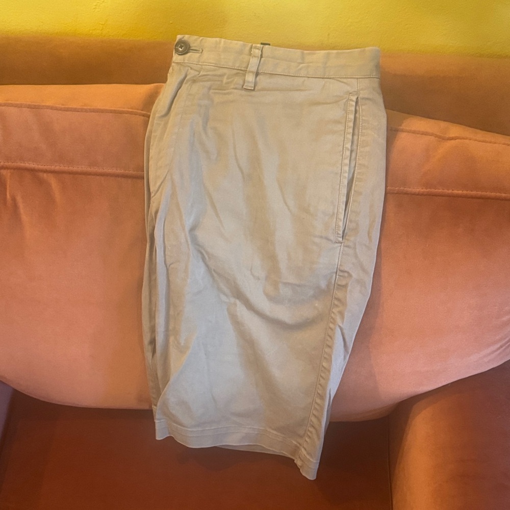 Theory Beige Button-Front Shorts
